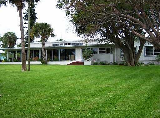 2nd image of 3141 S Indian River Dr