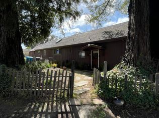 6790 Petersen Rd, Petaluma, CA 94952