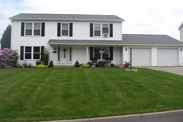1st image of 29 Country Knoll Dr