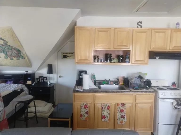 26 N Oak Ave #3 — Photo 3