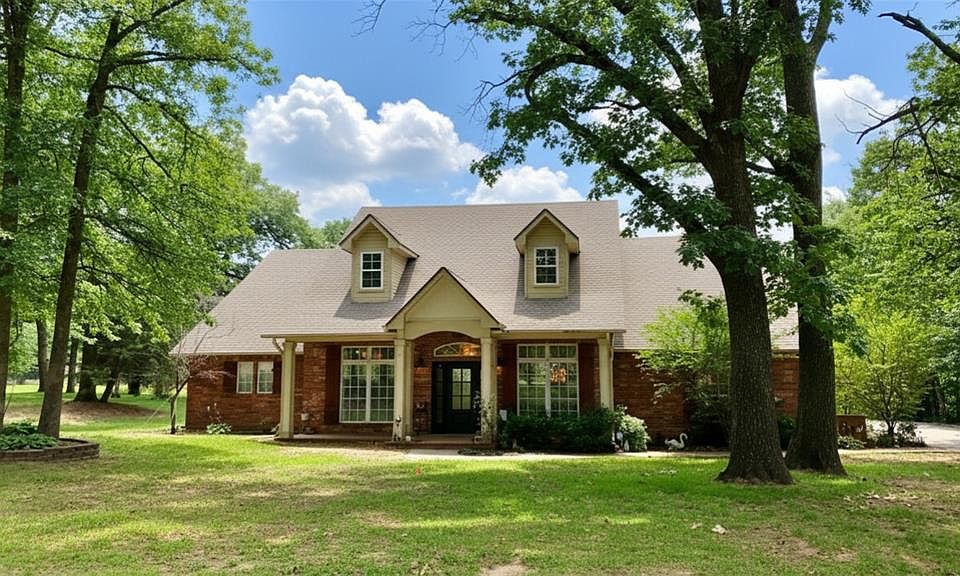 1st image of 16316 Cobblestone Cir