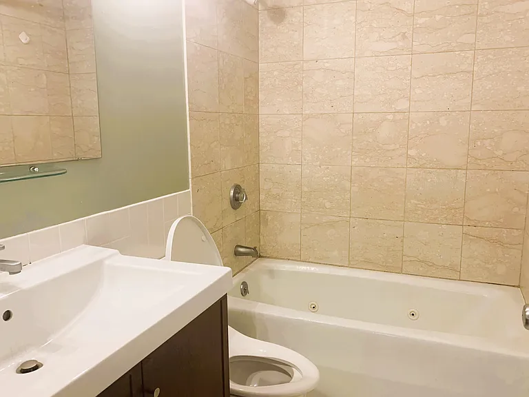 147 Kelton St #610 — Photo 8