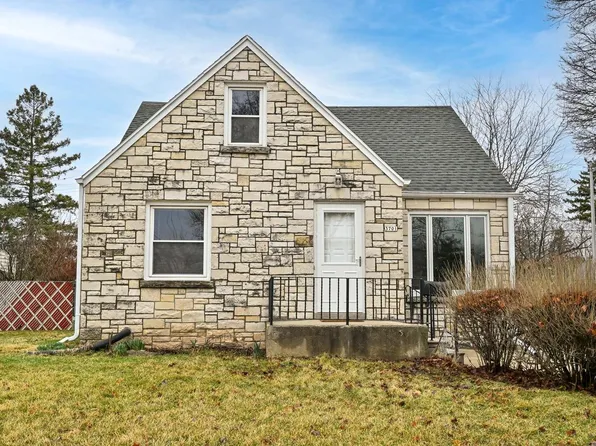 3701 S 88th STREET, Milwaukee, WI 53228
