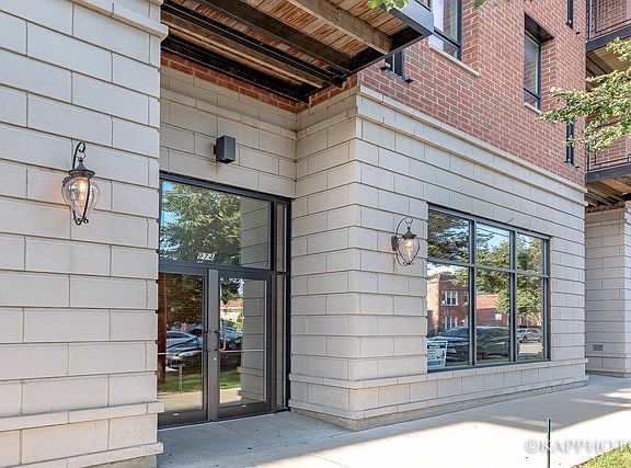 2nd image of 974 W 35th Pl APT 303