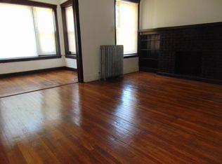 10927 S King Dr APT 2, Chicago, IL 60628