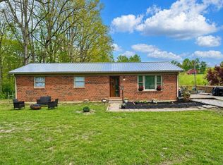 218 Woodside Ln, West Liberty, KY 41472