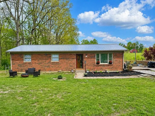 218 Woodside Ln, West Liberty, KY 41472