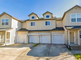 34 Randall Ln #A & B, Santa Rosa, CA 95409