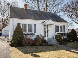 55 Green St, Wallingford, CT 06492