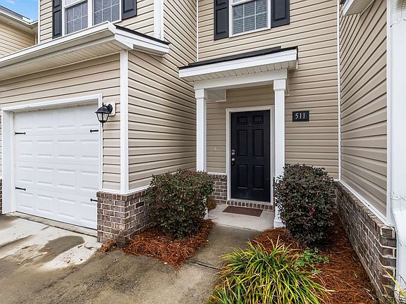 2nd image of 511 Ferguson Ln