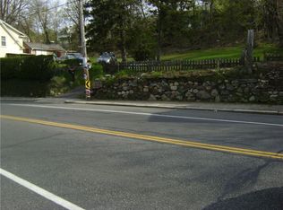 811 Manton Ave, Providence, RI 02909