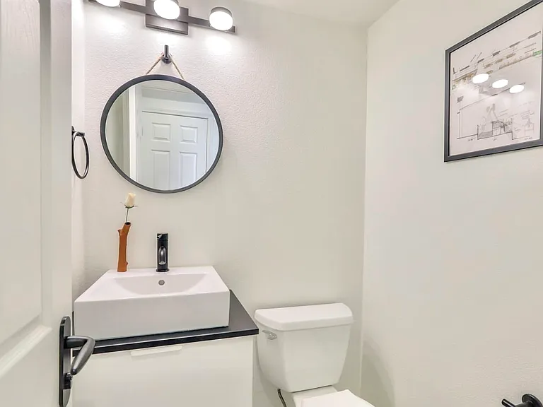 1654 Wyndham Dr — Photo 27