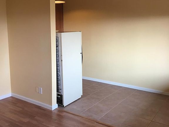 2nd image of 611 Virginia St APT 18