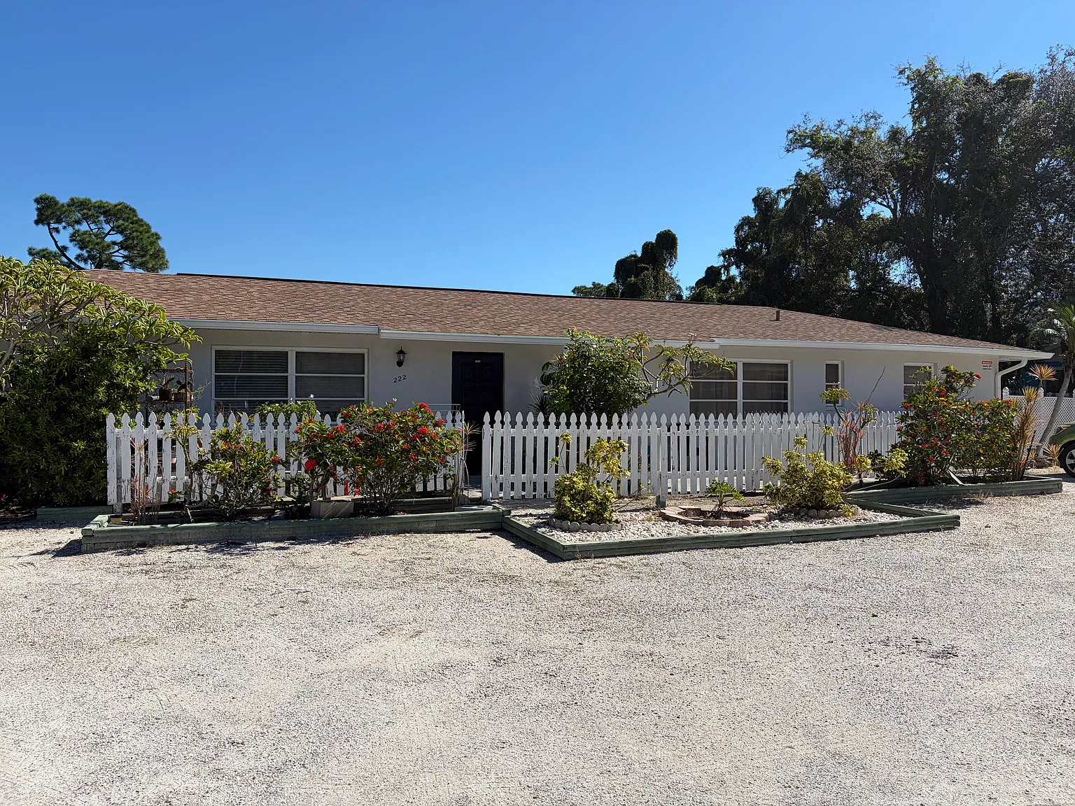 2 bed, 1000 sqft, $2,200 — Photo 4