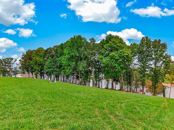 2nd image of LOT 41 English Mountain Point