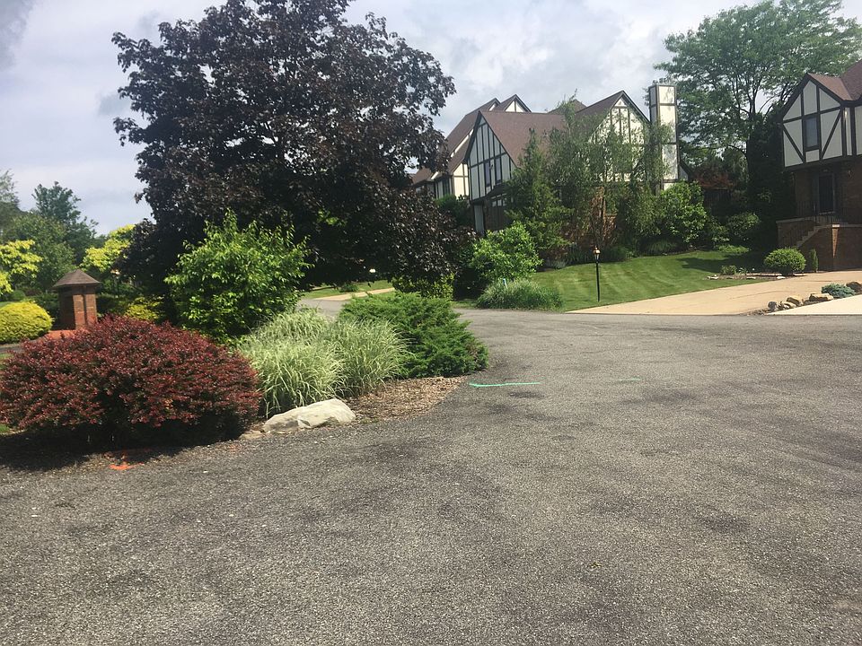 2nd image of 180 Shadow Ridge Dr