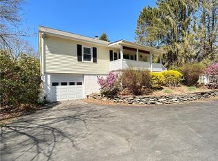 13 Kobelt Dr, Shawangunk, NY 12589