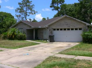 17631 Whistling Ln, Lutz, FL 33549