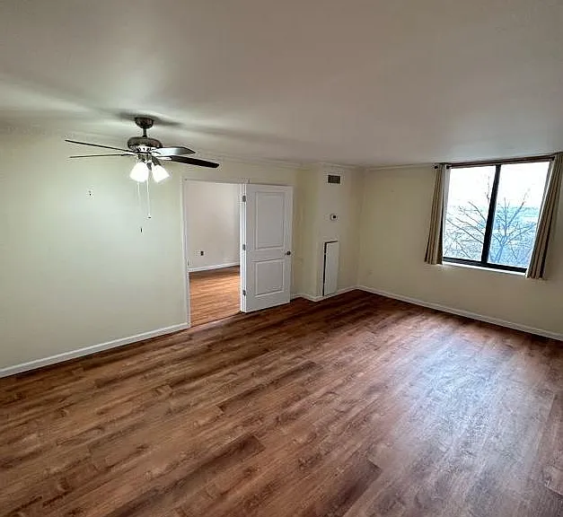 Living / Dining Area