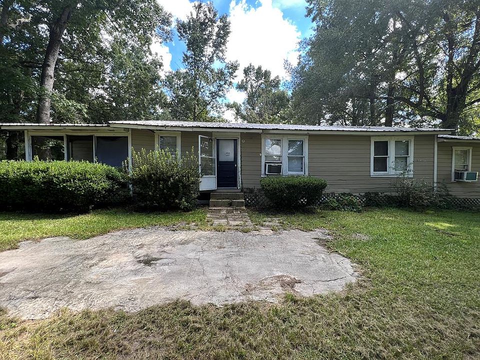 1st image of 2725 Dogwood Cir