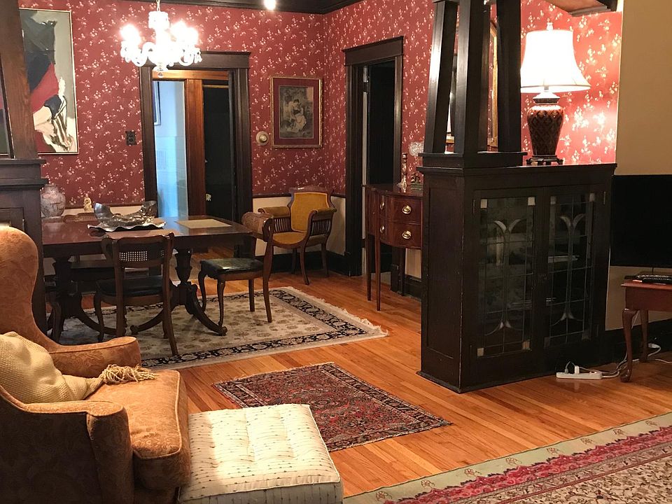 1st image of 6936 W Park Ave Floor 1