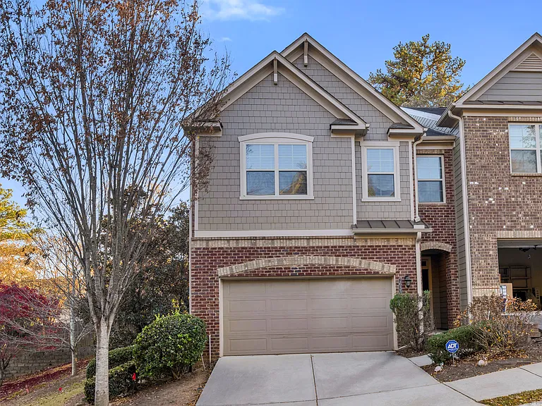 1633 Trailview Way — Photo 1