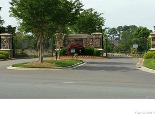 9417 Sir Huon Ln, Waxhaw, NC 28173