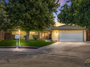 140 Deuel Ct, Bakersfield, CA 93307