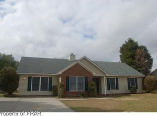 289 Northwoods Dr, Raeford, NC 28376