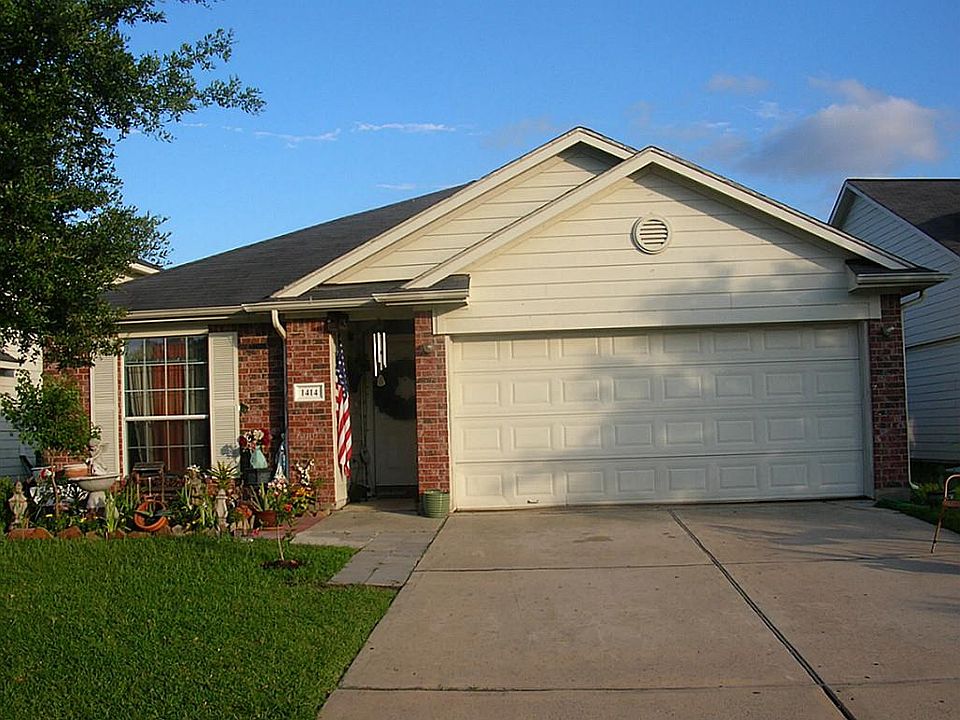 1st image of 1414 Heath Cote Ln