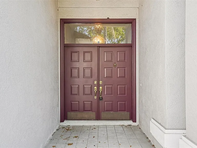918 Academy Dr — Photo 4