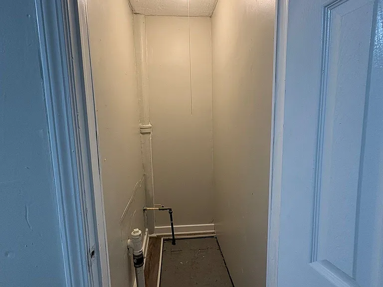 649 Maplewood Ave — Photo 10