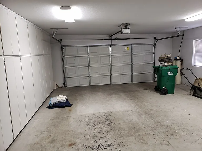 44 Edgewater Ct — Photo 22