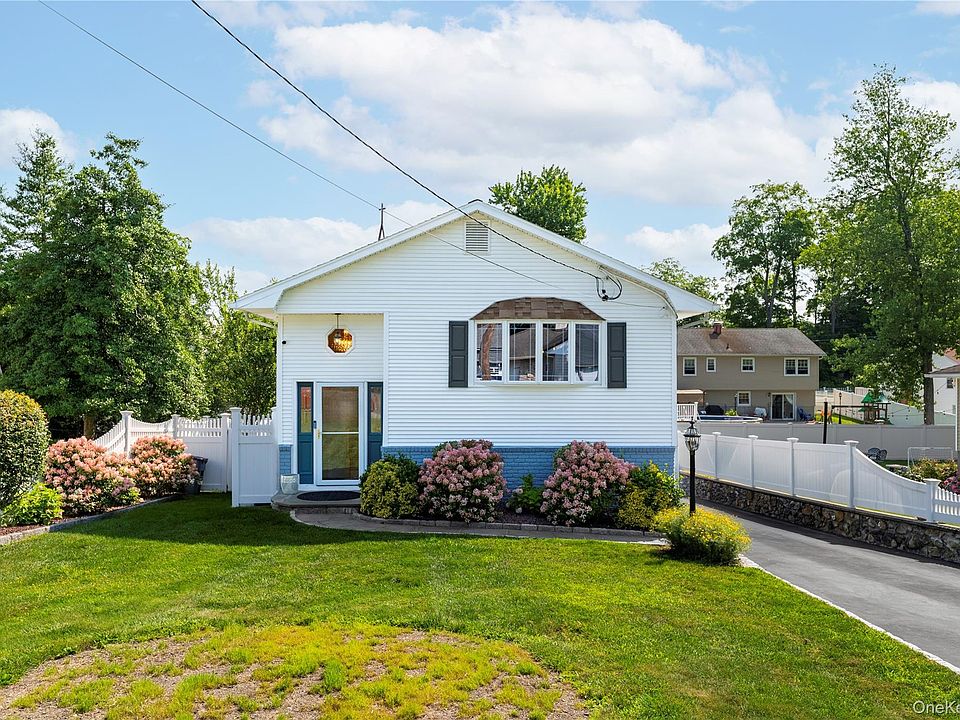 1st image of 1704 Paine Street