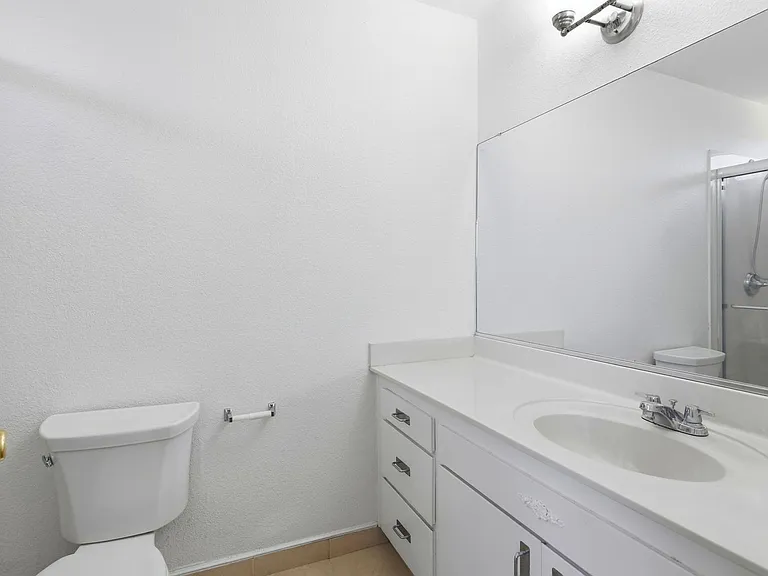 663 Albion Dr — Photo 33
