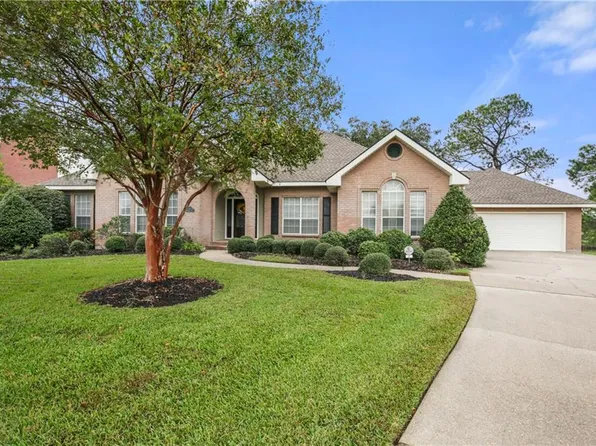 6 La Quinta Dr, Slidell, LA 70458