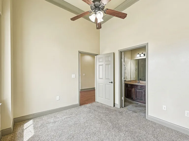 2101 Church Street — Photo 185