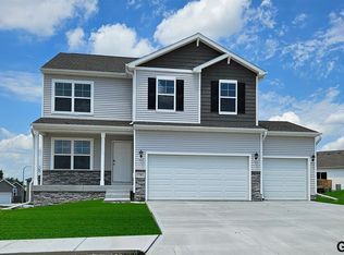 17062 Young St, Bennington, NE 68007