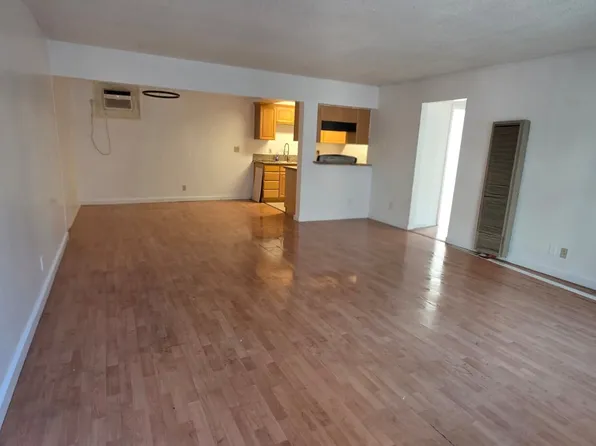 832 W Colorado Blvd APT E, Monrovia, CA 91016