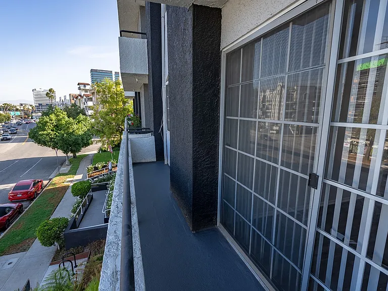 4378 Sepulveda Blvd — Photo 62