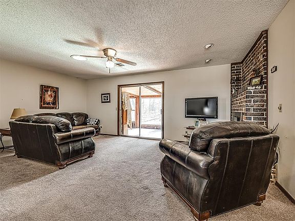 5th image of 3719 S Coyle Rd