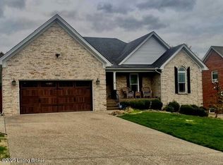 4520 Stone Wynde Dr, Louisville, KY 40272