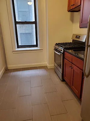 Rented by First Executive Realty Inc | media 10