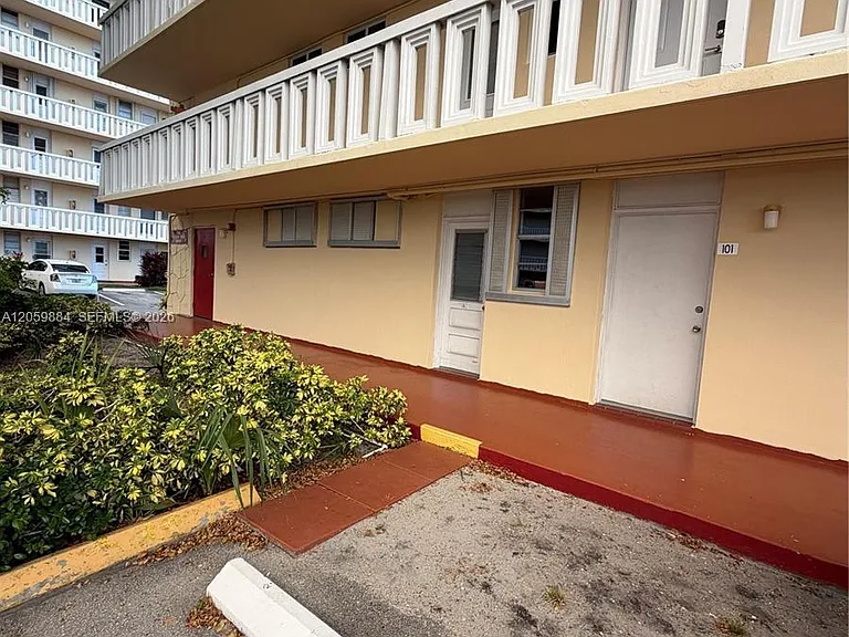 2980 Point East Dr #D101 — Photo 18