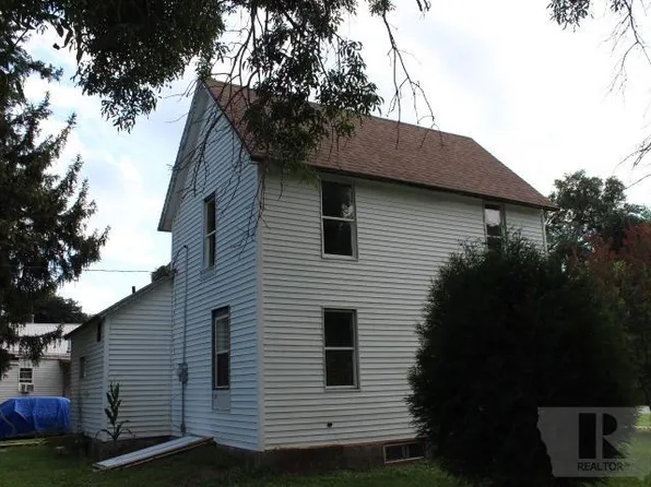 203 S Van Kirk St, Latimer, IA 50452