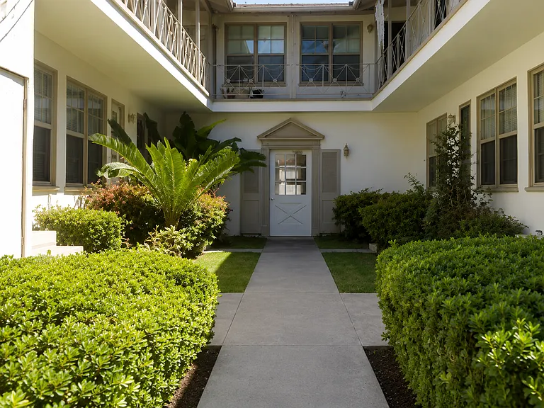 246 Santa Ana Ave. — Photo 1