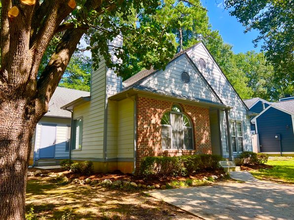 126 Sterlingdaire Dr