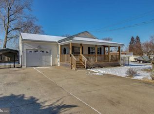 527 Clearview Ave, Feasterville Trevose, PA 19053