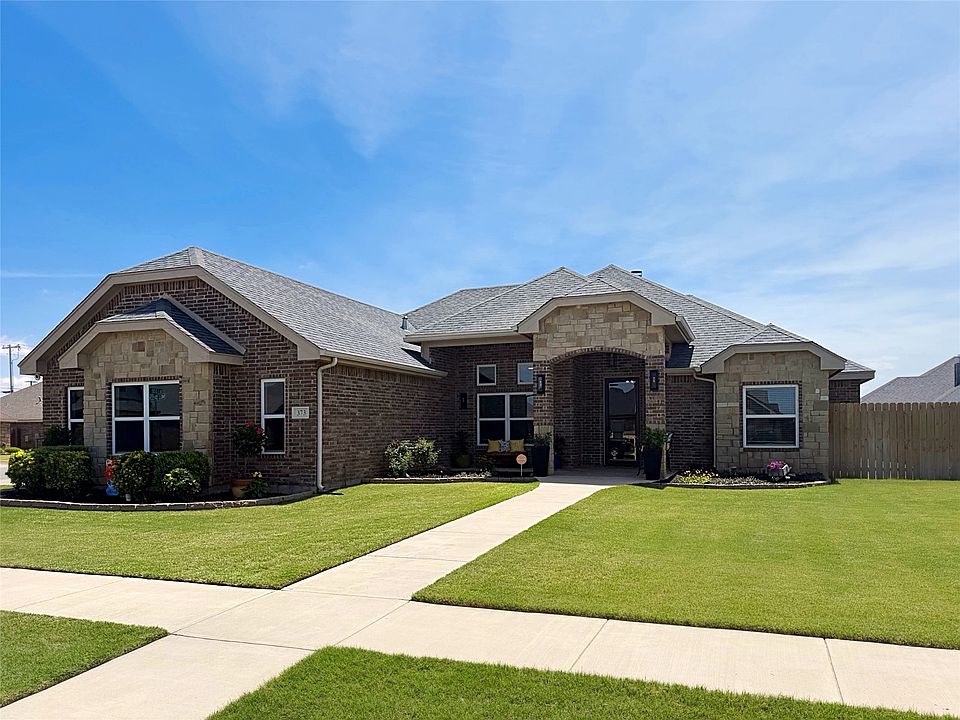 1st image of 373 Mill Creek Dr
