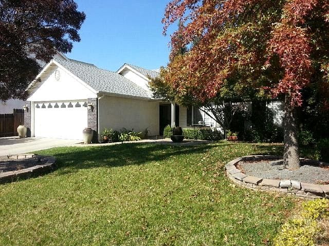 2nd image of 2342 E Quincy Ave